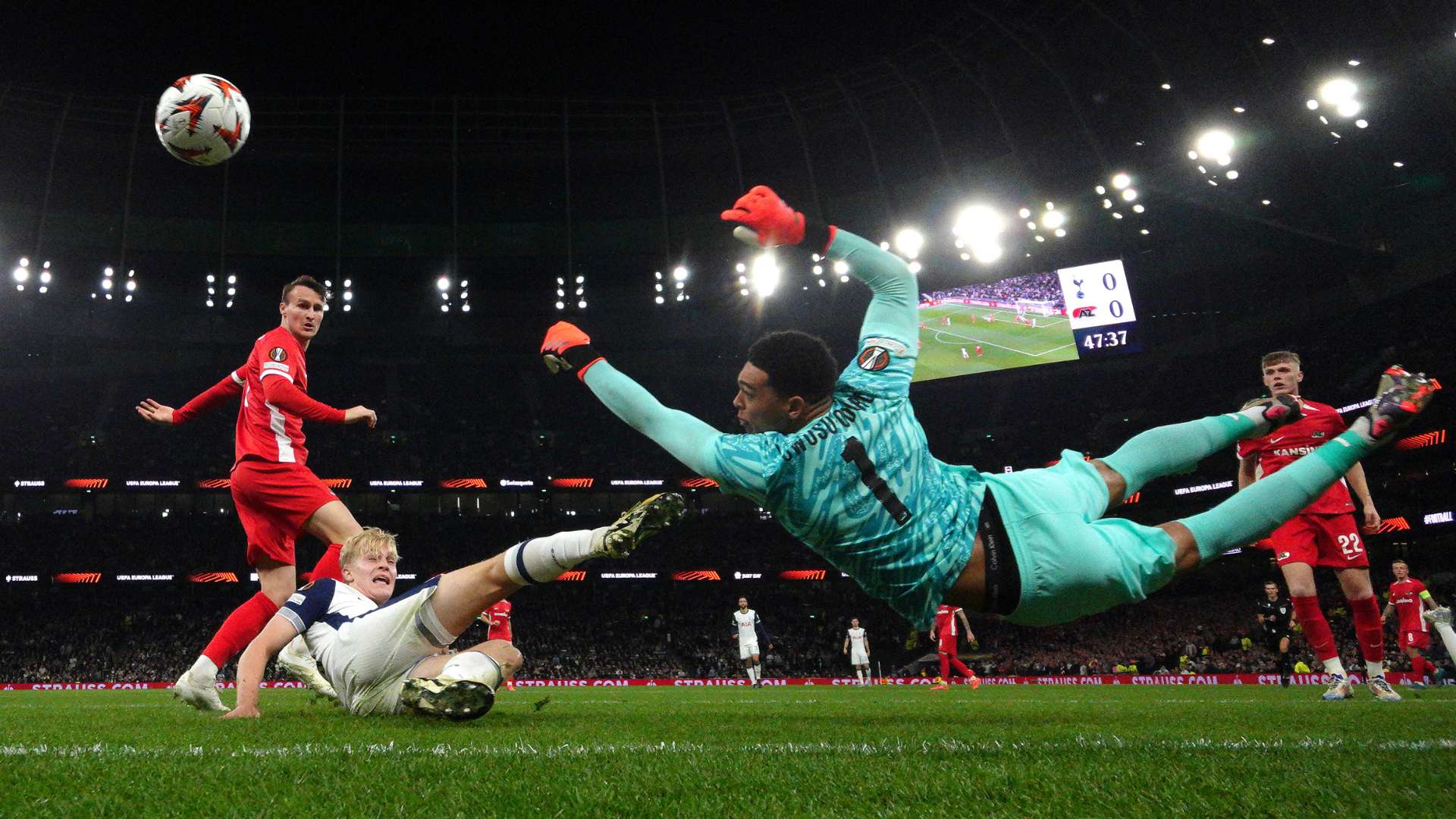 相比之下 相比之下